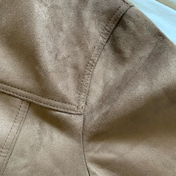 Jacket - Picture 3 of 5